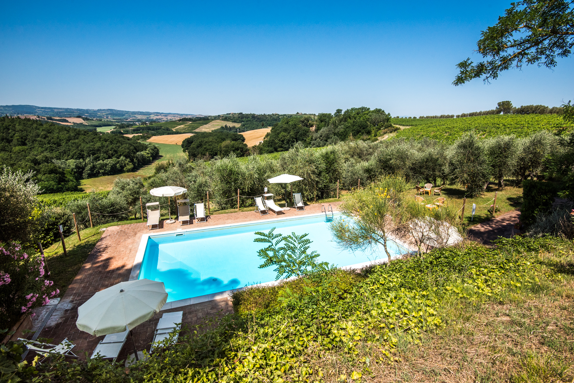 Castello Oliveto