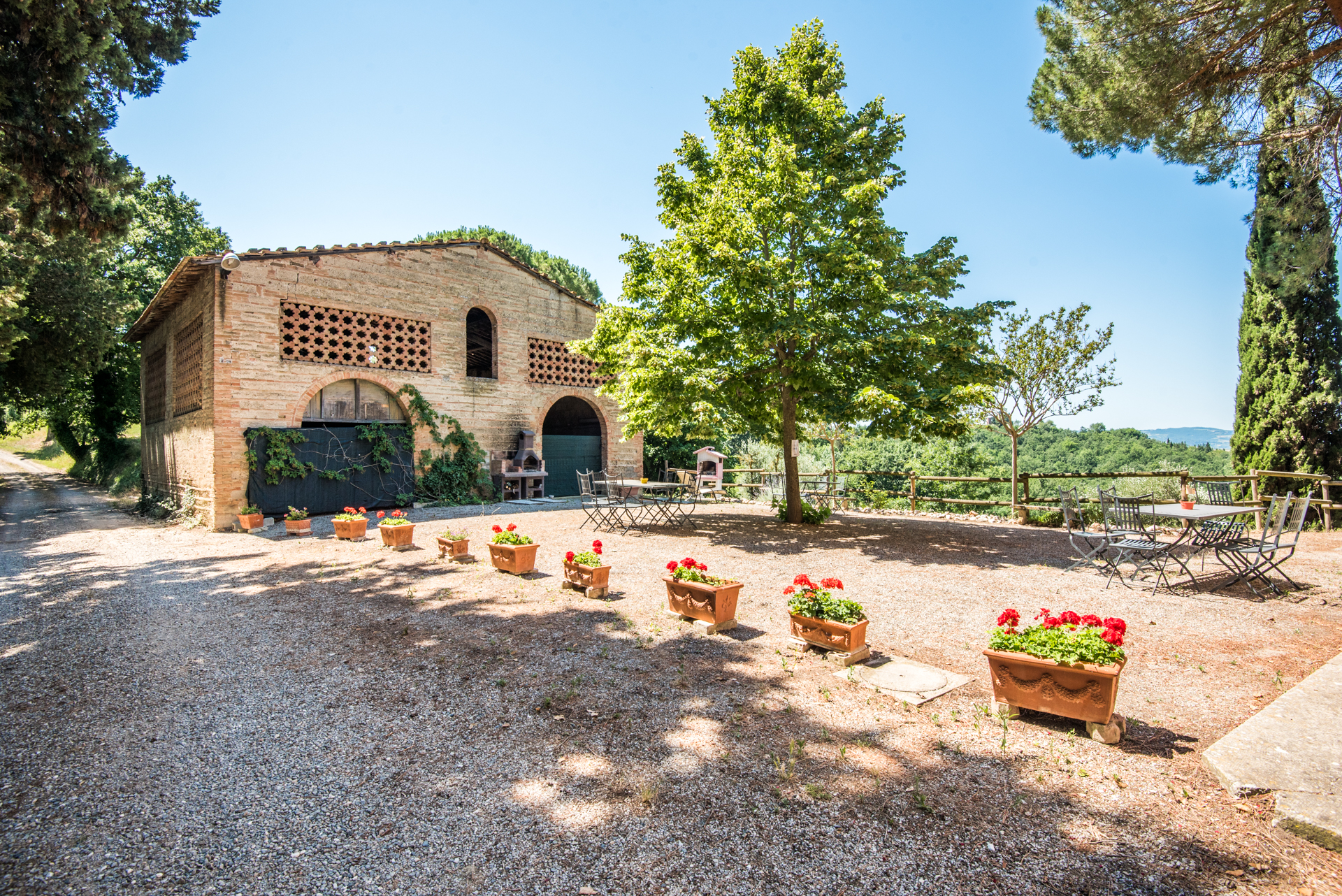 Castello Oliveto